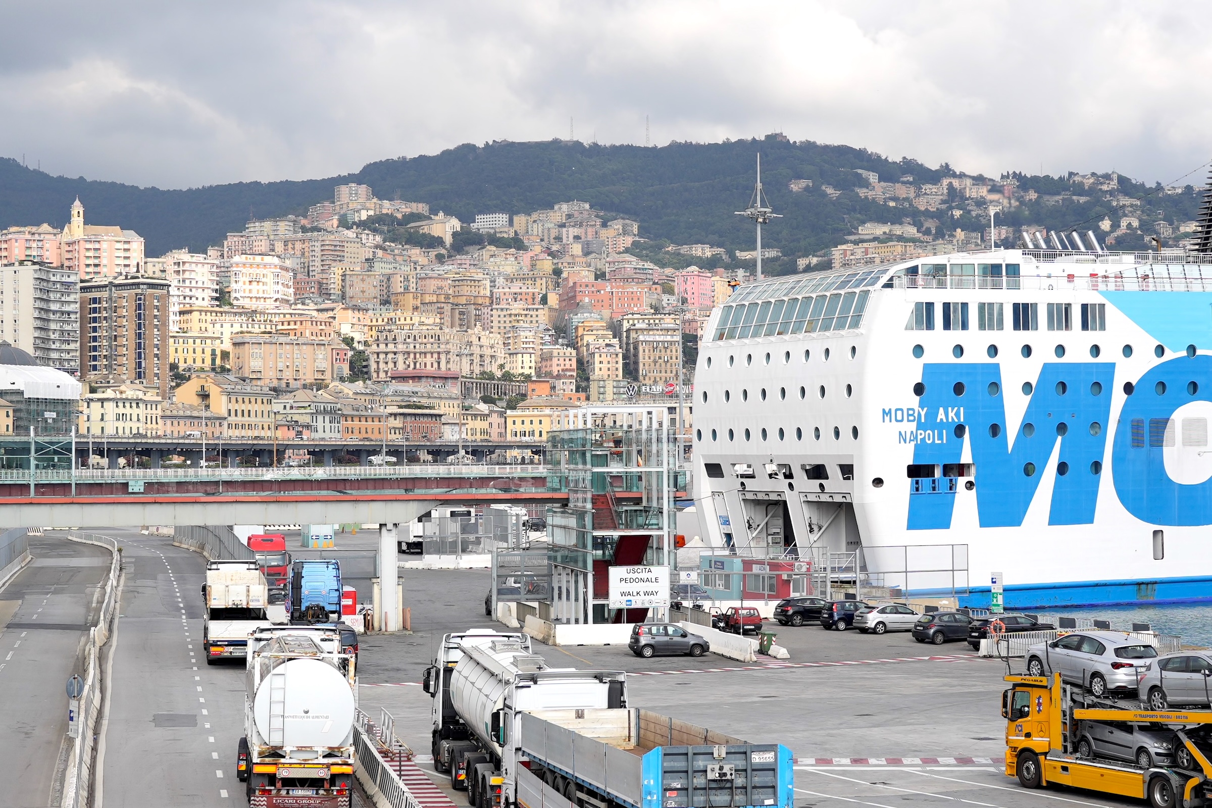 Fähre Genua - Porto Torres